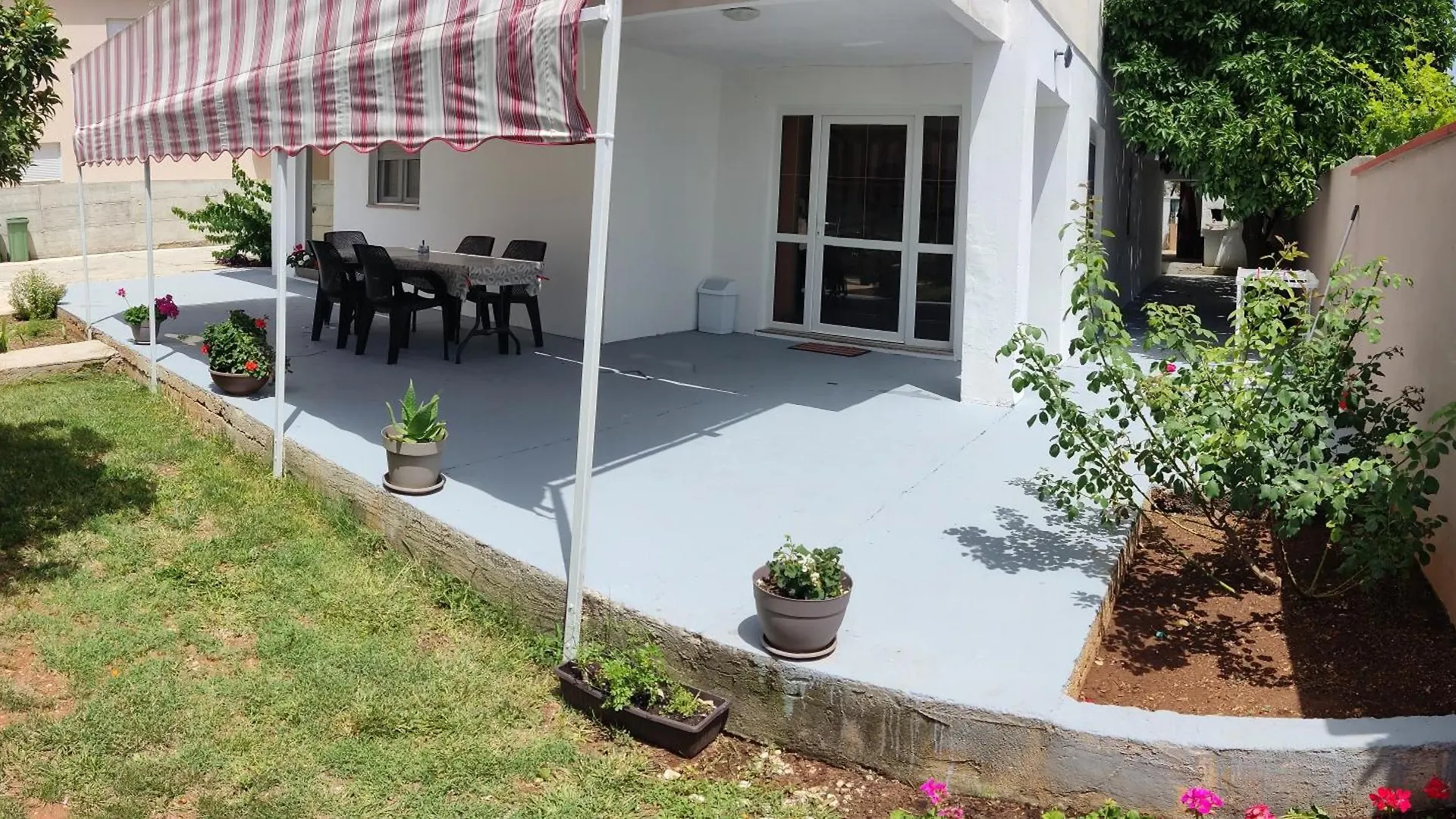 Apartman Naomi Bibinje